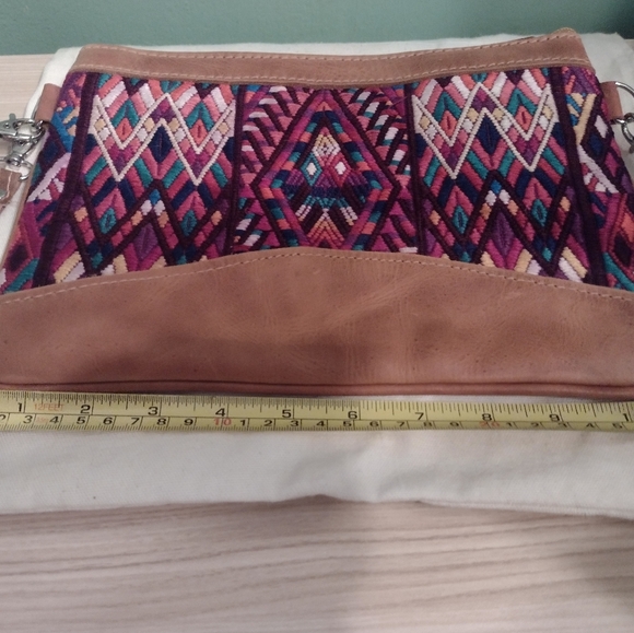 Mayan Fair Trade Guatemalan Handmade Crossbody - Picture 13 of 15
